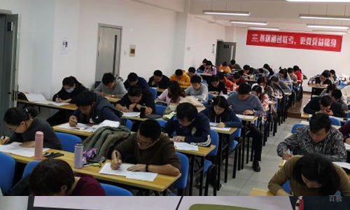 学生上课情况