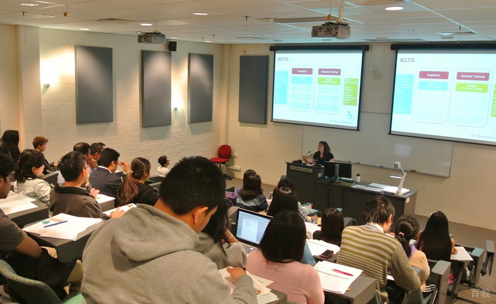 上海溢思教育_学员课堂学习