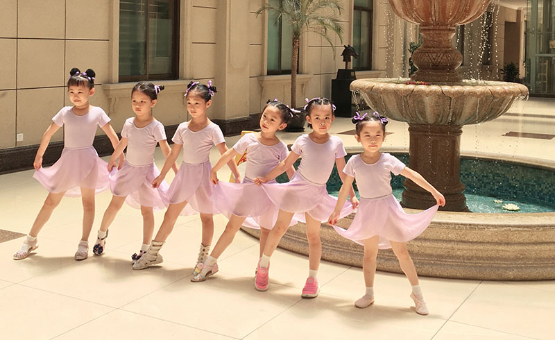 上海缔艺芭蕾训练相册