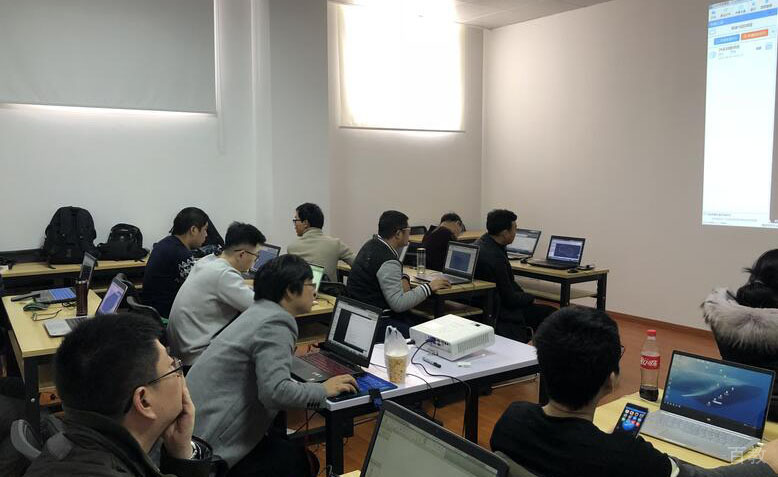 长沙一砖一瓦造价培训_课堂学习