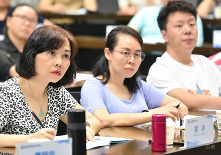 校区学员上课场景展示