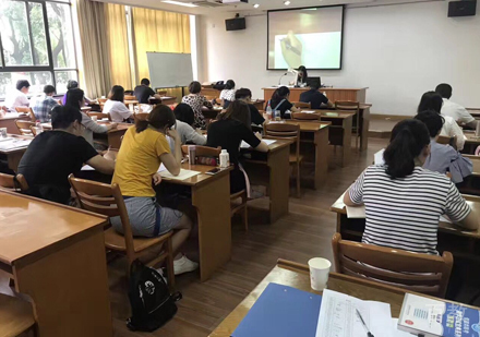 校区学员课堂上课场景展示