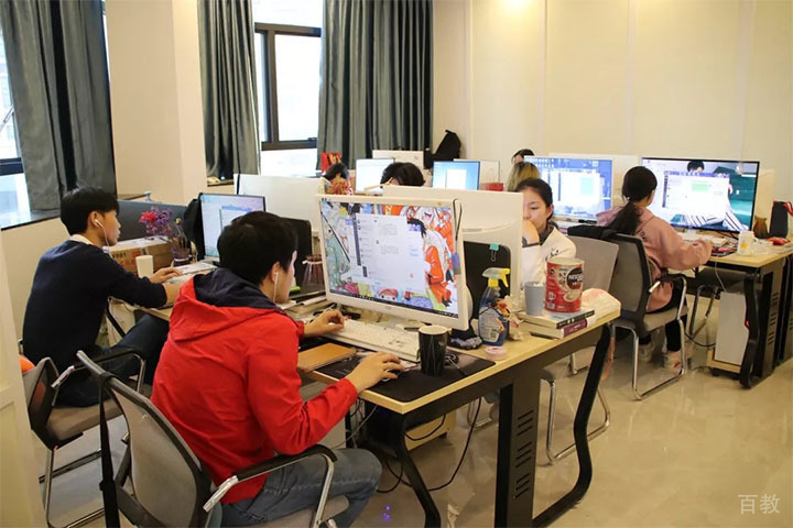北京英联华侨的线上课堂