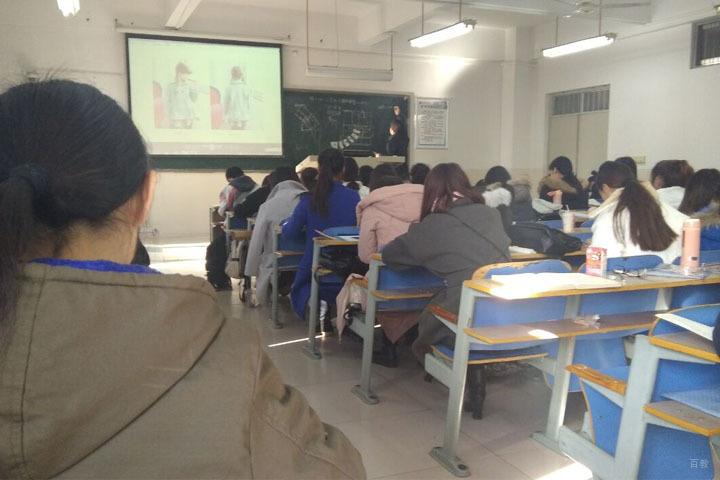 学员上课