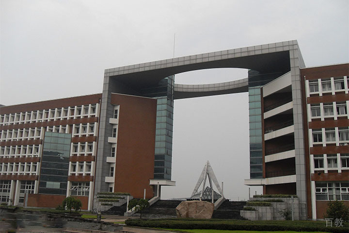 法国昂热大学校区环境