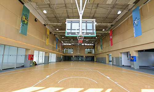 北京赫德学校_学校篮球馆