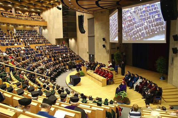 波兰热舒夫信息技术与管理大学大教室