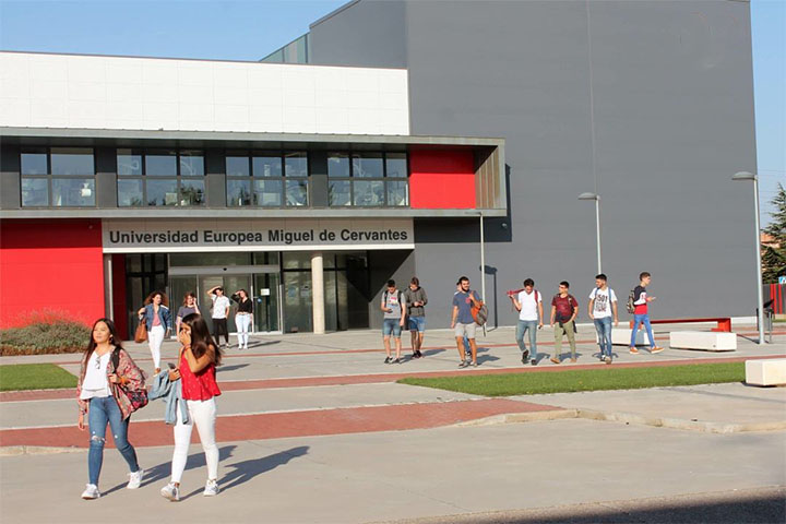 西班牙塞万提斯大学校区教学环境