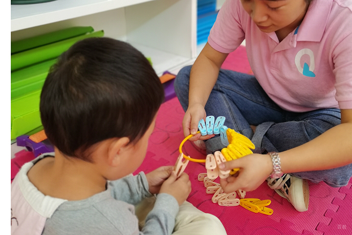 老师教学中