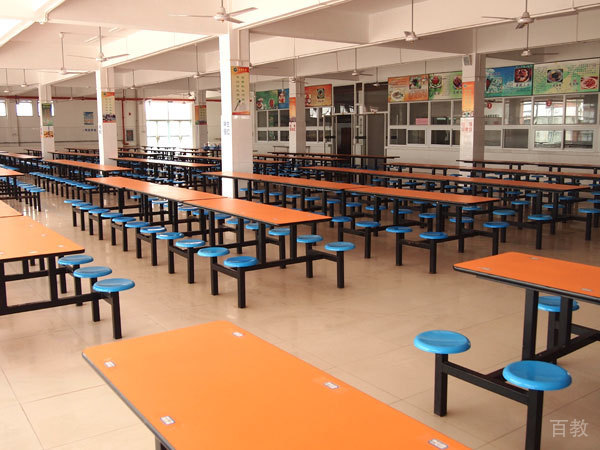 学校食堂