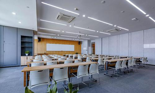 广州创合汇新商学教室环境