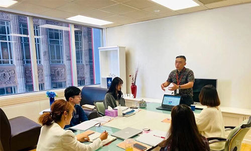 老师开会