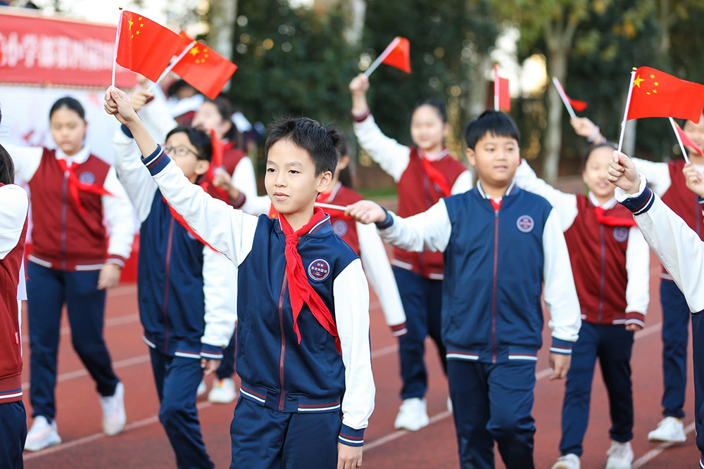 武汉海淀外国语实验学校运动会开幕
