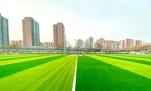 北京爱踢客足球俱乐部训练场环境