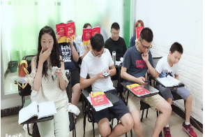 长沙新语教育_课堂环境