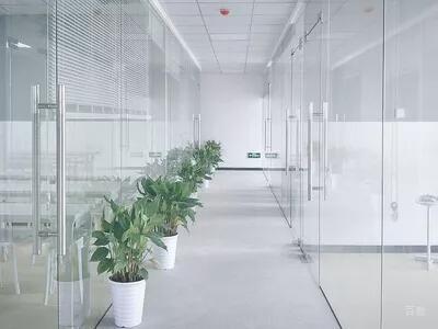 校区走廊
