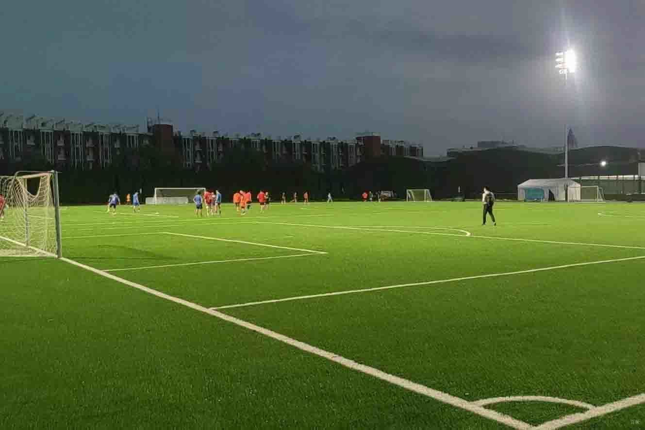 上海嗨乐宝少儿足球俱乐部_训练场地