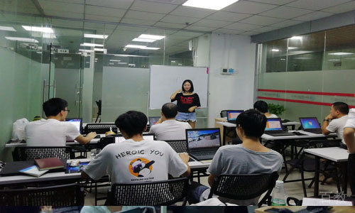 北京乐搏软件测试培训学校_老师授课