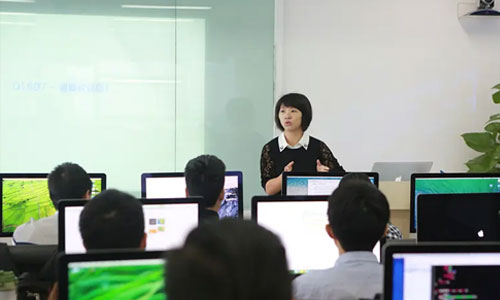 重庆乐搏软件测试培训学校老师讲课