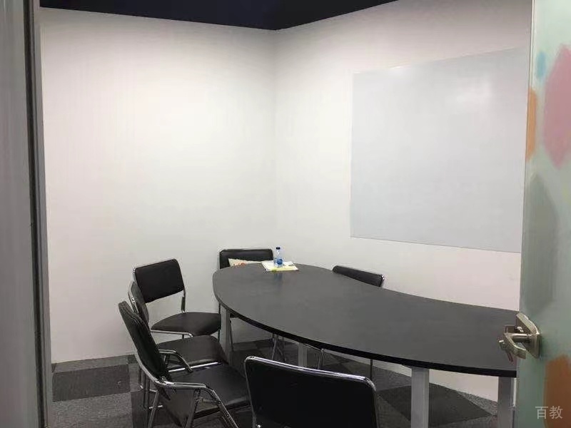 金诚留学的圆桌
