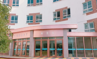 上海金苹果学校_学校环境