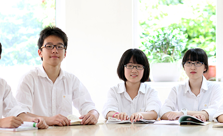 上海金苹果学校_学生合照