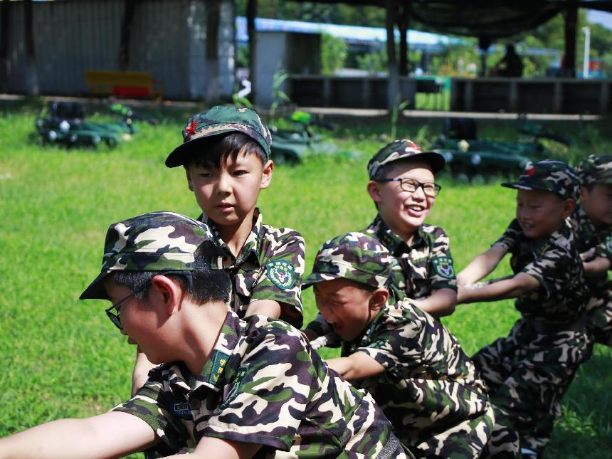 上海黃埔軍事夏令營_團隊拓展