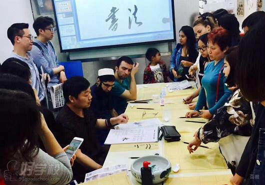 郑州唯壹汉语教育_学员上课场景展示