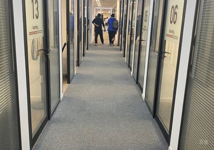 西安菠萝在线_线下校区教学环境展示