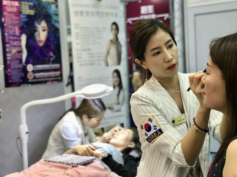 北京英妆时代韩国-教学