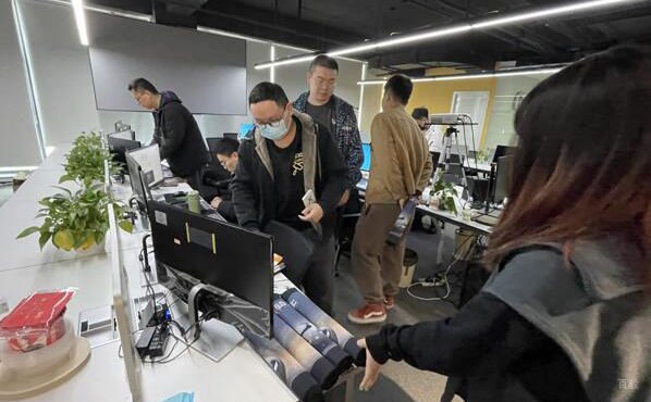 杭州黑岩教育_老师指导