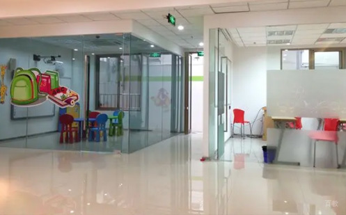 学校走廊