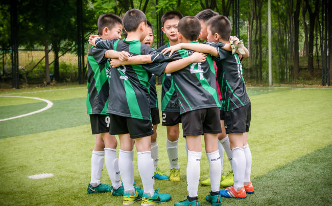 上海爱踢客青少年足球俱乐部学校照片