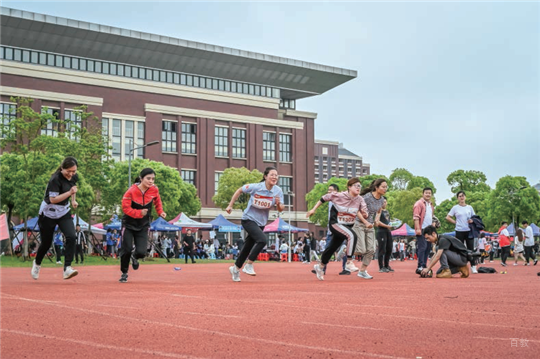 上海建桥融中_学校运动会