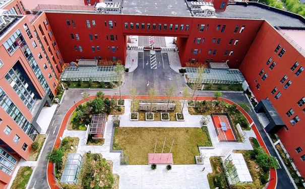 学校全景图片