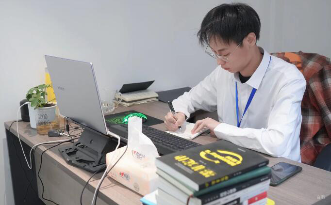 成都音乐熊_老师录课