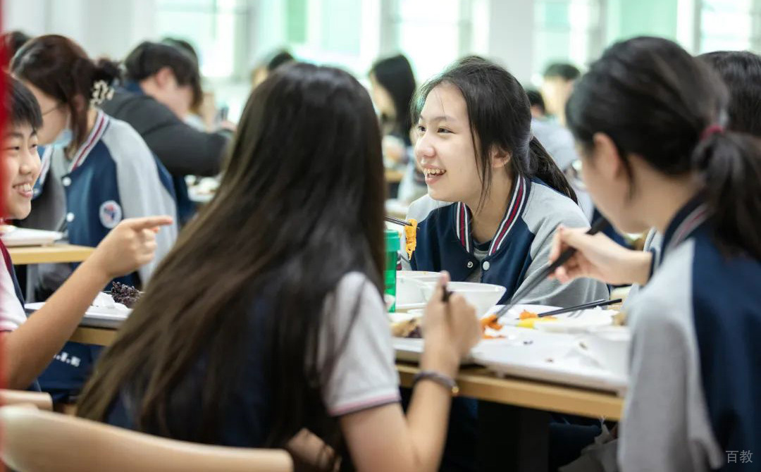 学员就餐环境