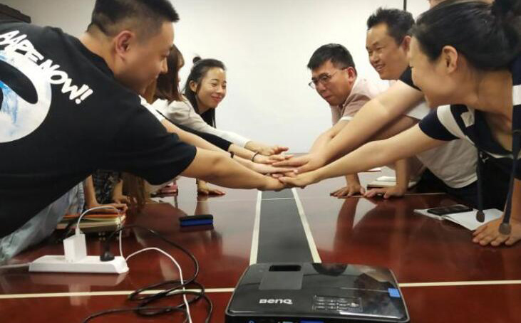 南京乐搏软件测试培训学校一起鼓劲