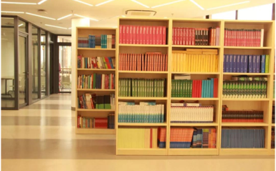 上海英创宜高新加坡公立国际高中_图书馆相册