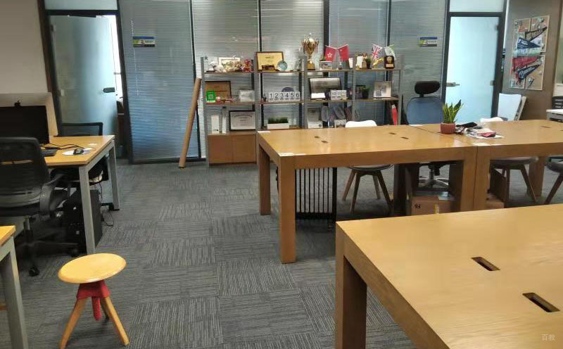 长春文蓝留学_工作环境