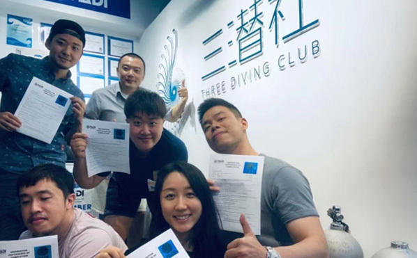 上海三潜社潜水俱乐部_相册图片