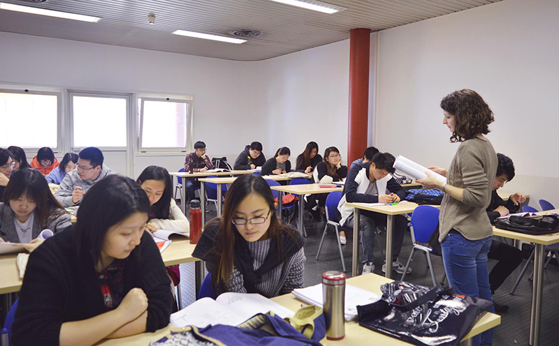 上海泛意国际教育国外上课相册
