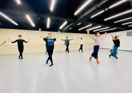 北京柏昱舞蹈艺考校区学员上课场景展示