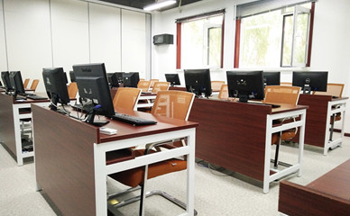 武汉武汉IT认证培训中心校区教室环境展示