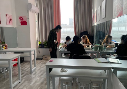 武汉明炘美学_校区教学场景展示