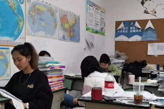 成都卓元文化学校_校园环境