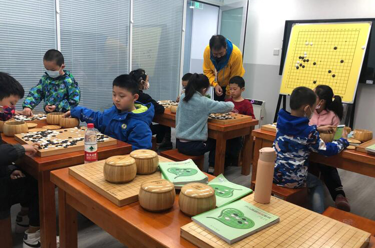 聂卫平围棋老师指导