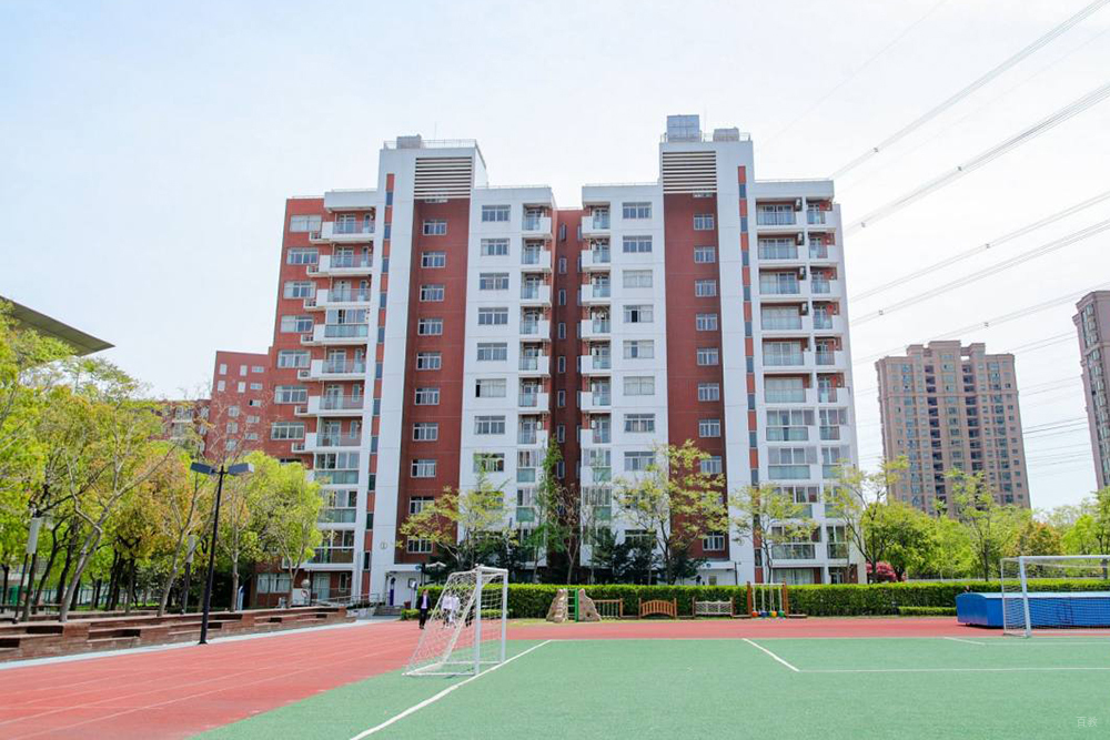 宿舍楼外景