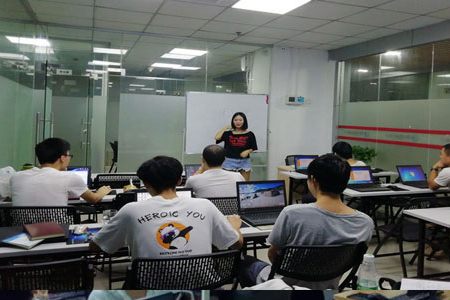 上海乐博软件测试培训学校教师授课现场