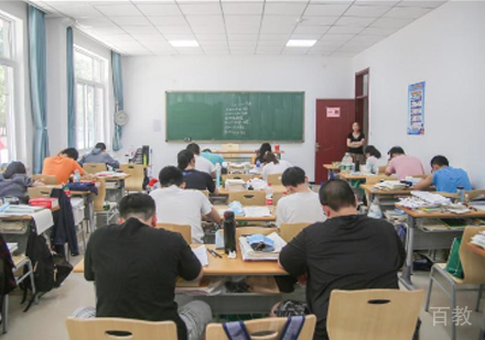 校区学员上课场景展示